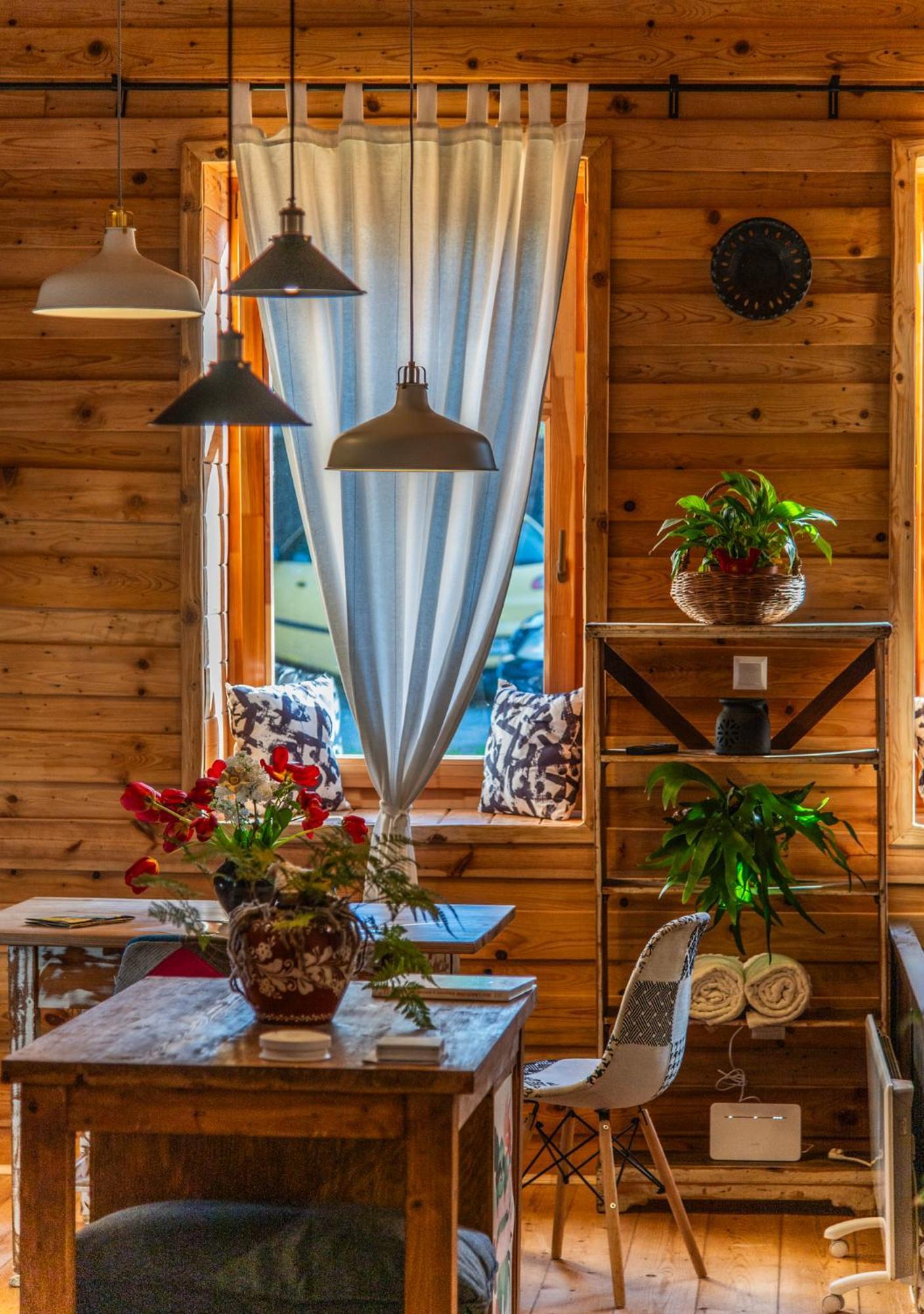 Minifaktura Loft Apartman & Reggelizo Es Etelbar Szokolya Ngoại thất bức ảnh