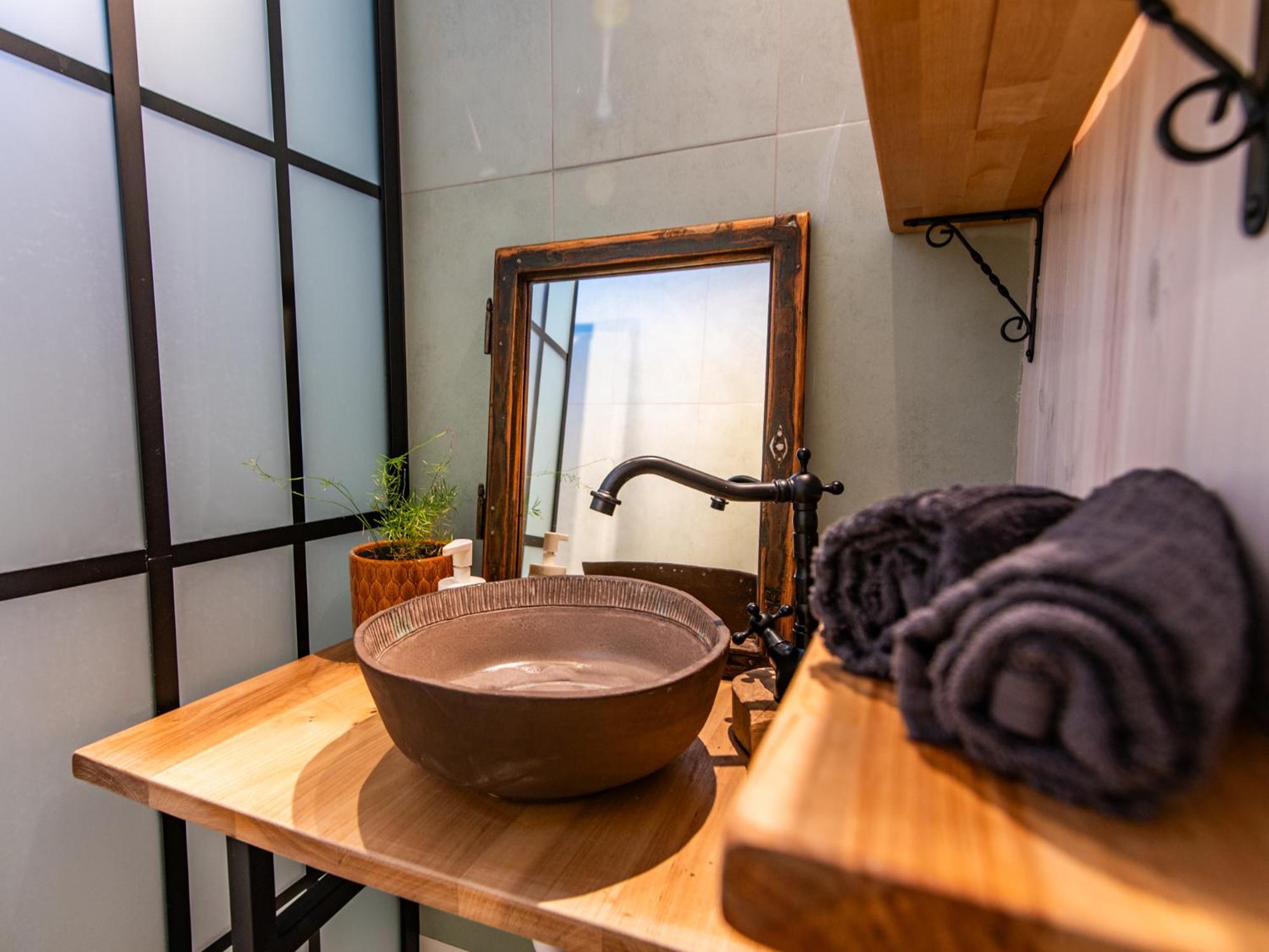 Minifaktura Loft Apartman & Reggelizo Es Etelbar Szokolya Ngoại thất bức ảnh