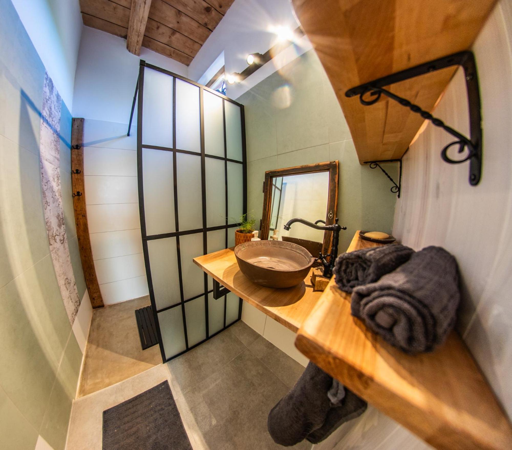 Minifaktura Loft Apartman & Reggelizo Es Etelbar Szokolya Ngoại thất bức ảnh